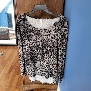 LuLaRoe White Leopard Lynnae  - lightly used - Medium